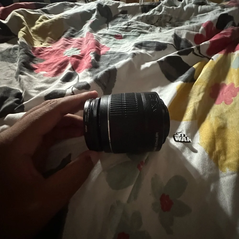 Canon Eos 2000d